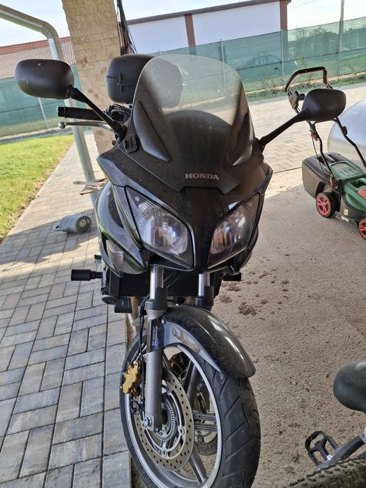 Honda cbf 1000 . 63000 km