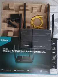 НОВ D-Link DIR-825 Безжичен Двубандов SimLTE USB AC-1200 Gigabit Рутер