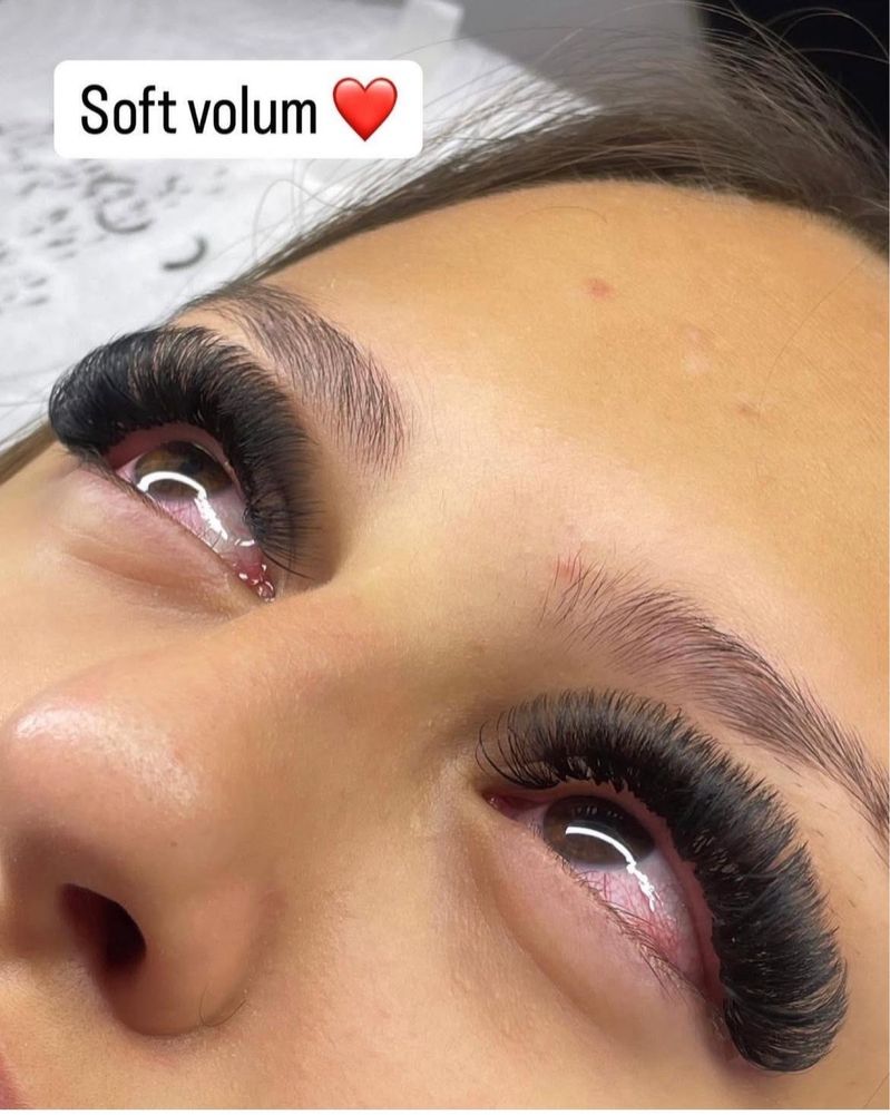 Extensii de gene soft volume , russian volume si mega volume