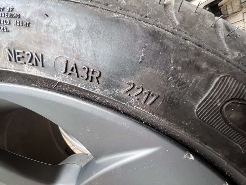 Гуми GoodYear 255/40/18 run flat