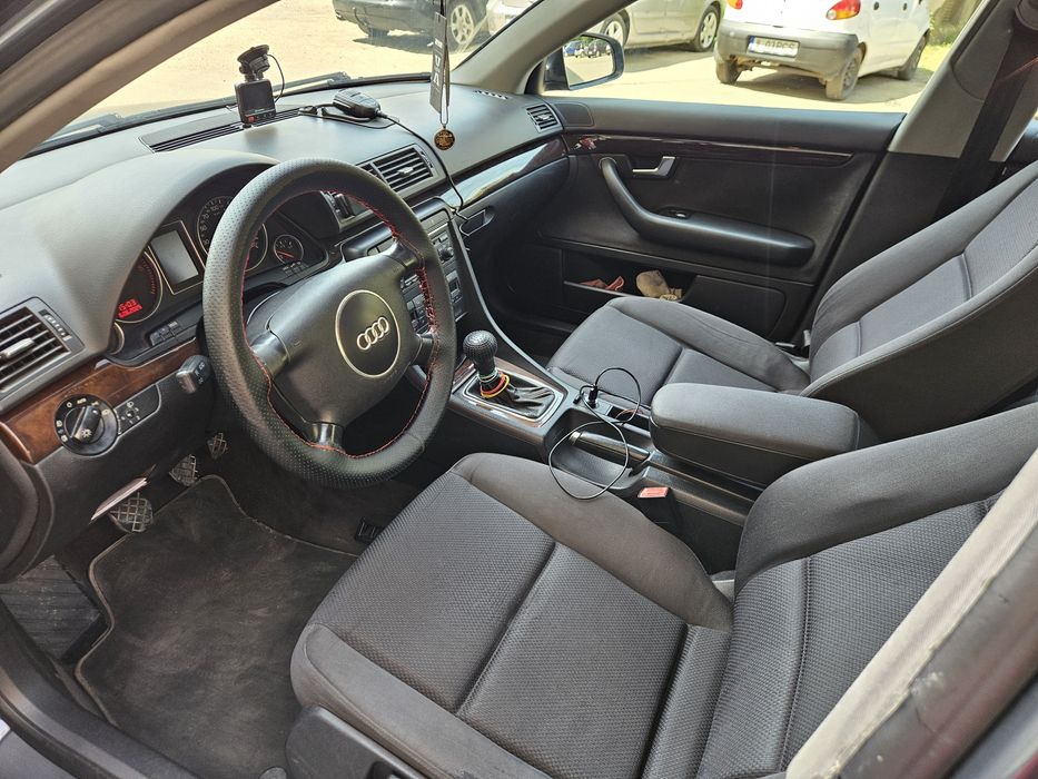 Vând Audi A4 B6 1.9 131 cp AWX