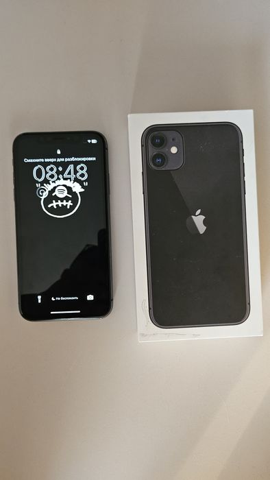 iPhone 11. Цвет чёрный с коробкой