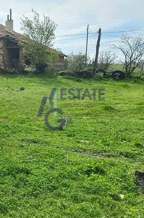 Парцел УПИ с достъп до ТОК и ВОДА, Бата, 1480 кв.м.