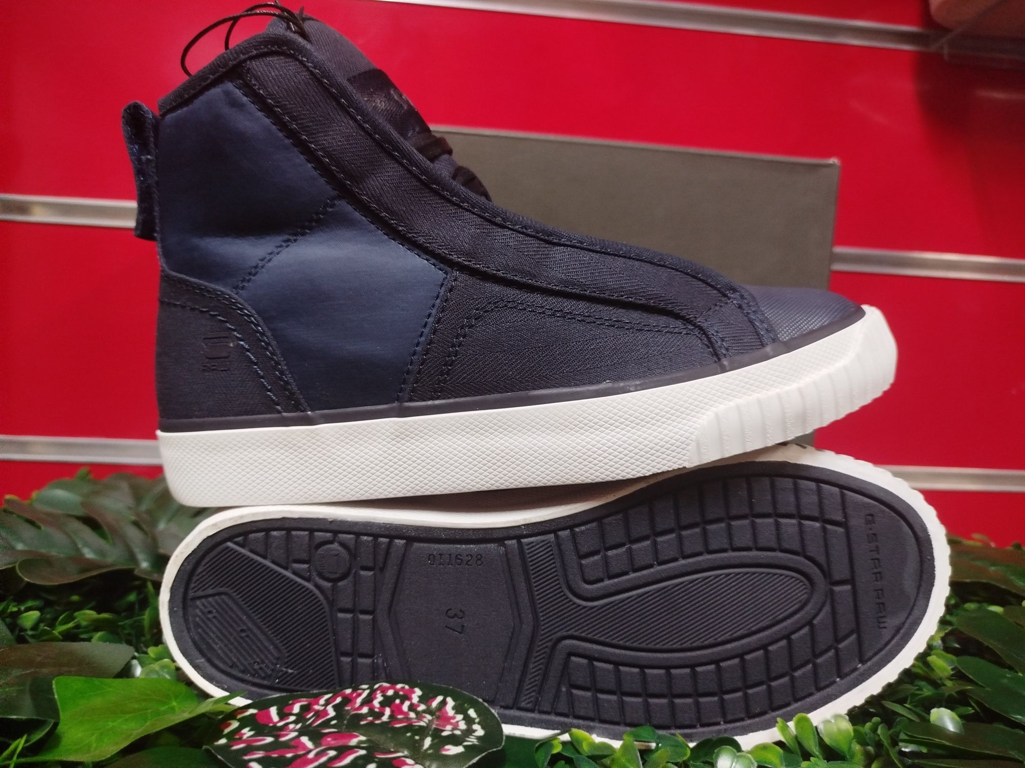 Оригинални дамски кецове G-Star Raw Scuba 37 нови