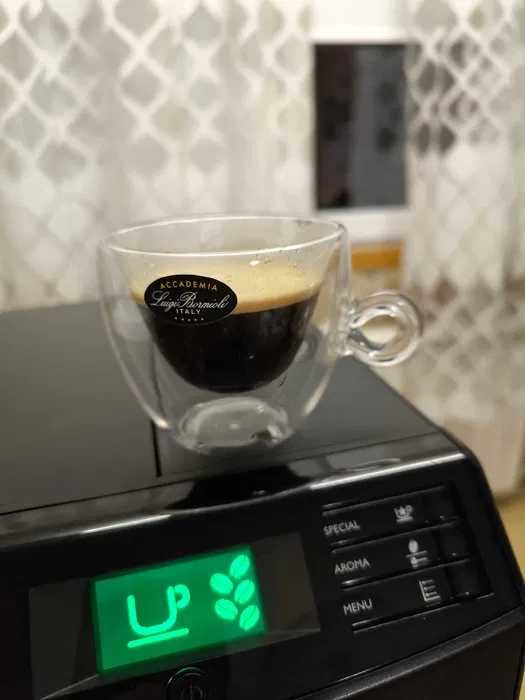 Кафемашина Philips Saeco Minuto HD8867