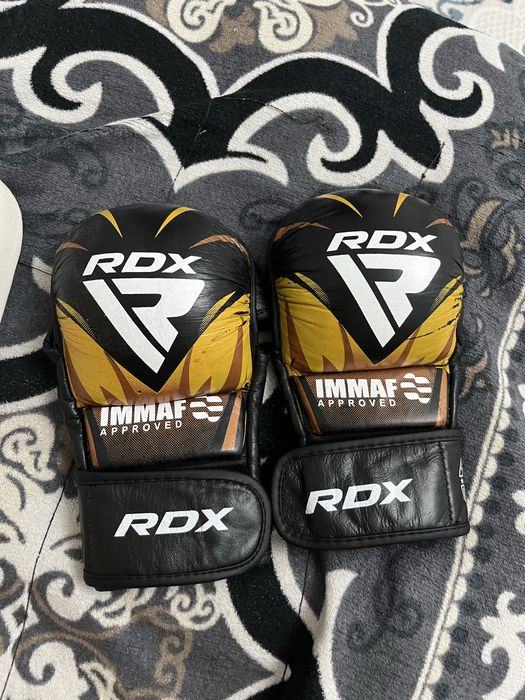 Перчатки ММА новые