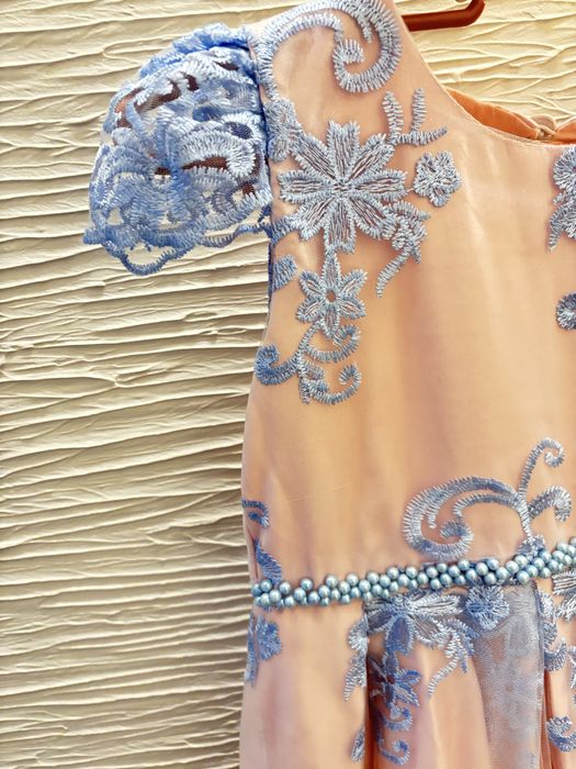 Приказни рокли за момиче 140/150р