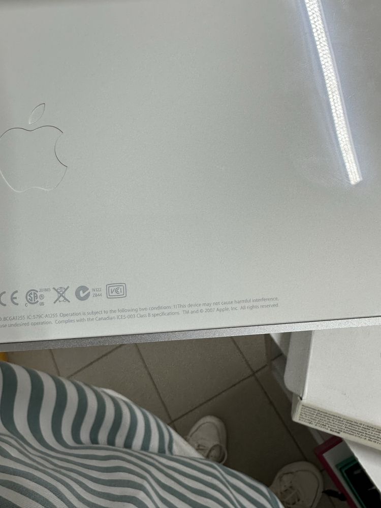 Клавиатура Apple