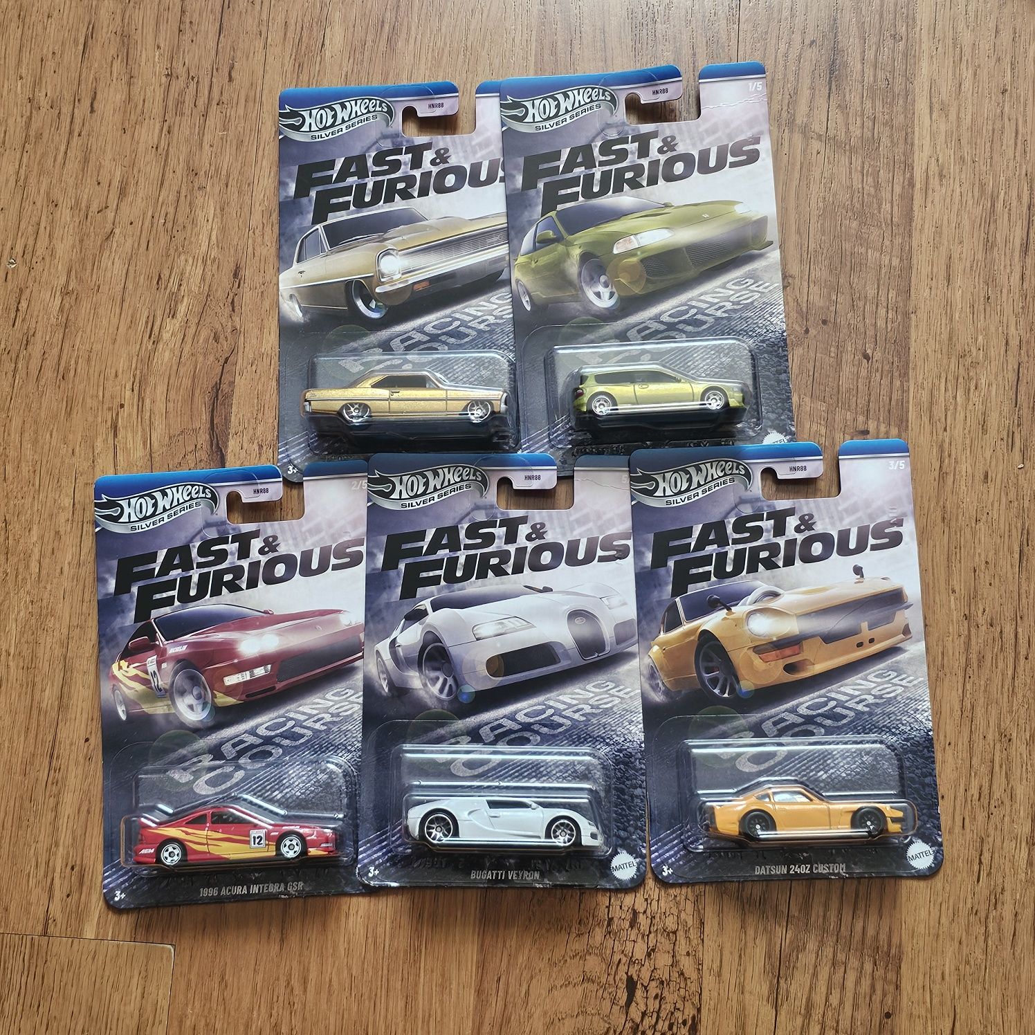 Колички Hot Wheels silver.
