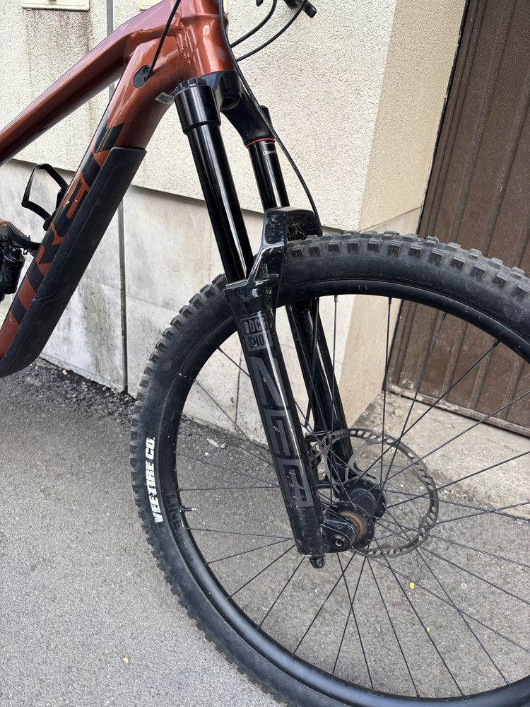 Trek slash 8 2023