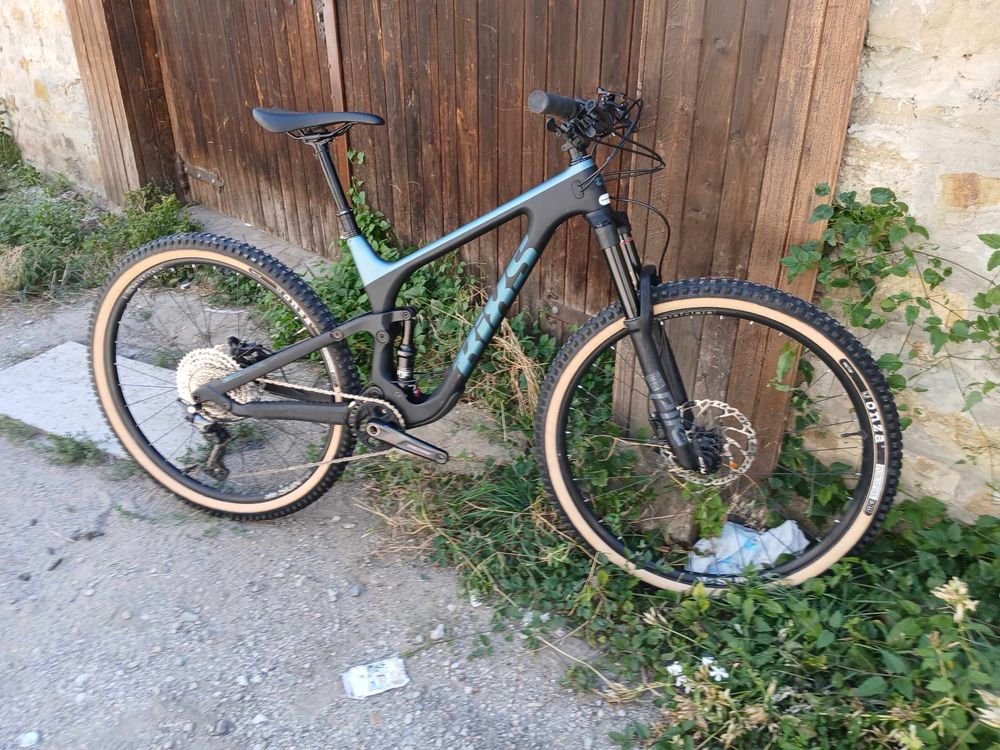 Bixs Peak 240 carbon