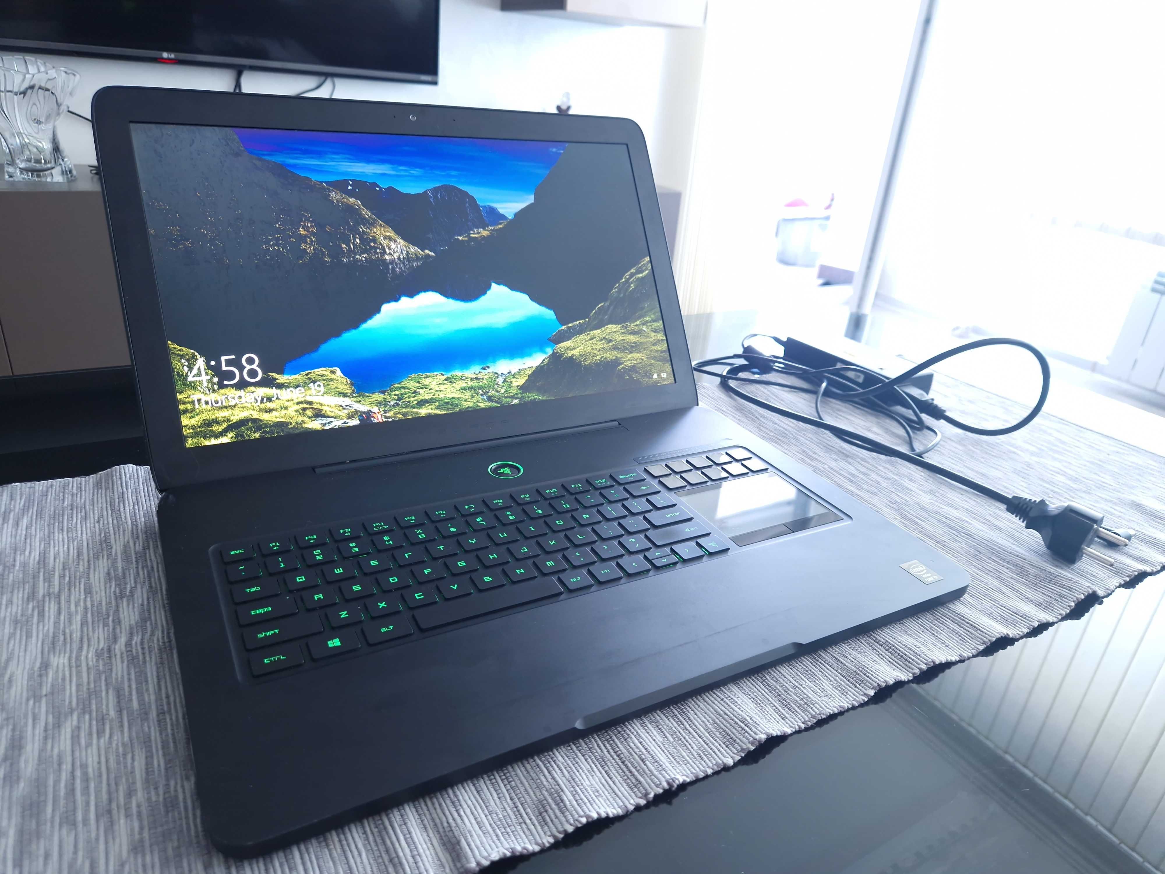 Razer Blade Pro, 17.3 инчов - Супер състояние