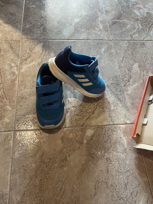 Маратонки ЗАПАЗЕНИ 23-26 номер