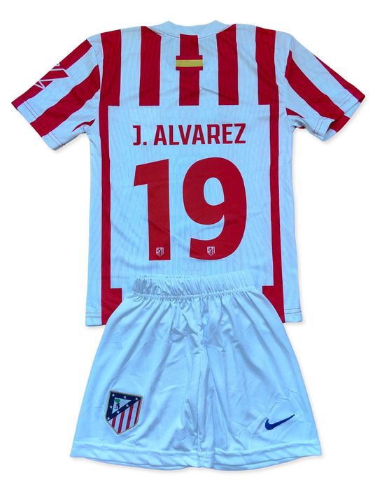 Детско - юношески футболен екип Атлетико Мадрид Алварес Alvarez
