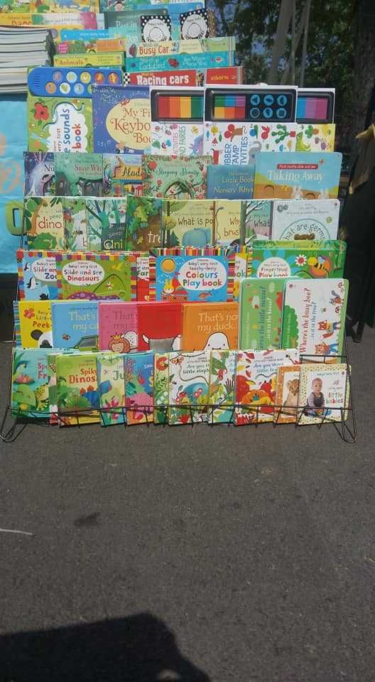Vand carti Usborne pentru copii de toate varstele