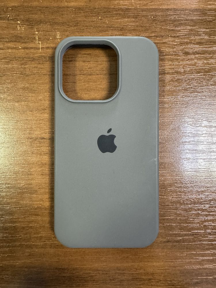 Iphone 15 pro чехол