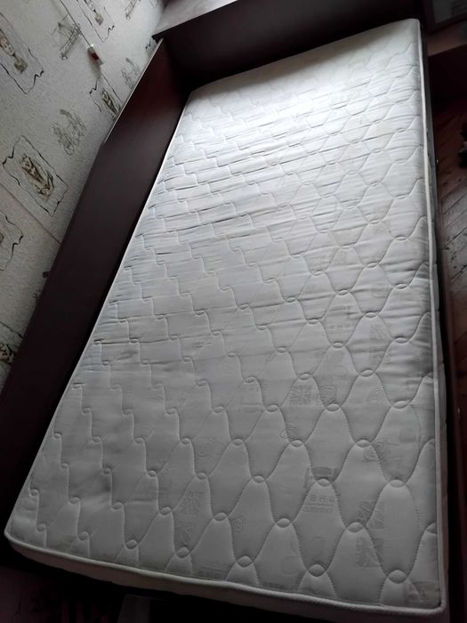 Матрак  в добро състояние