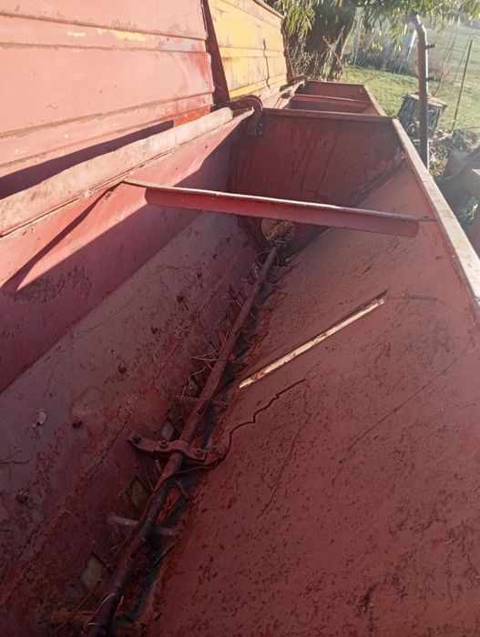 VAND :Semănătoare SUP29 pe patine