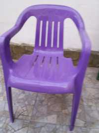 Пластмасови столове употребявани