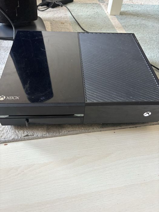 Xbox One конзола