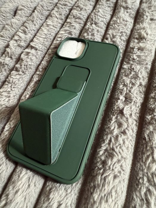 Huse iphone 15 plus, noi / folosite de cateva ori
