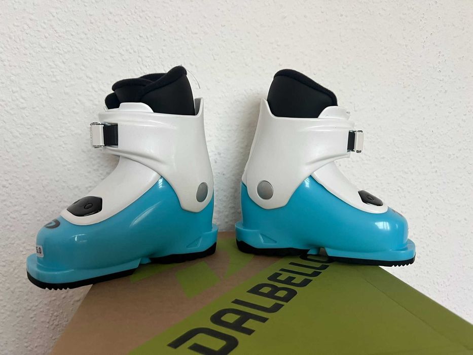 Clapari ski schi NOI Dalbello CX 1.0 EUR:24.5 Mondo:15