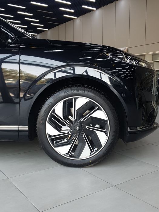 Dong Feng 008 Ultra. 2025. Hybrid