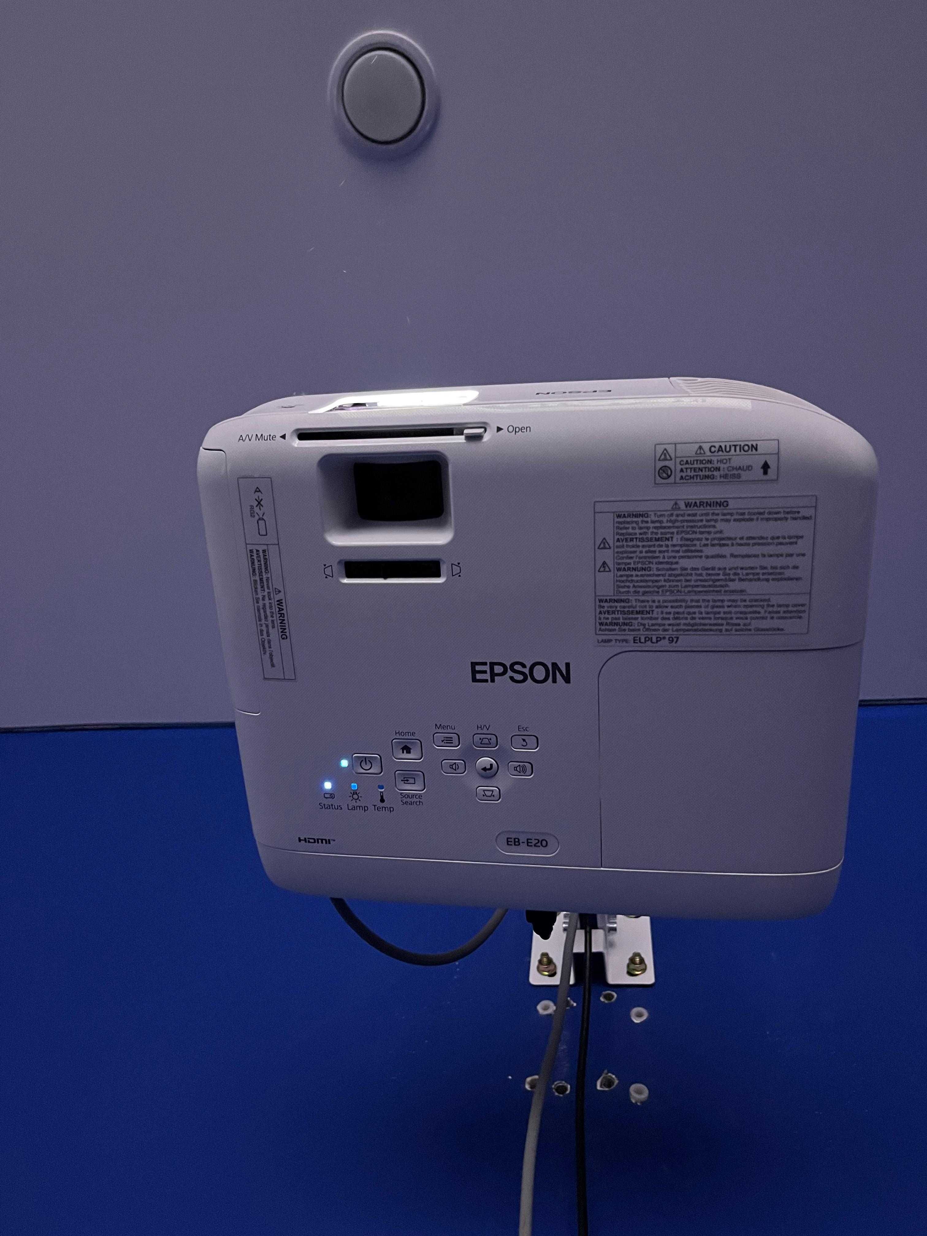 Проектор Epson EB-E20