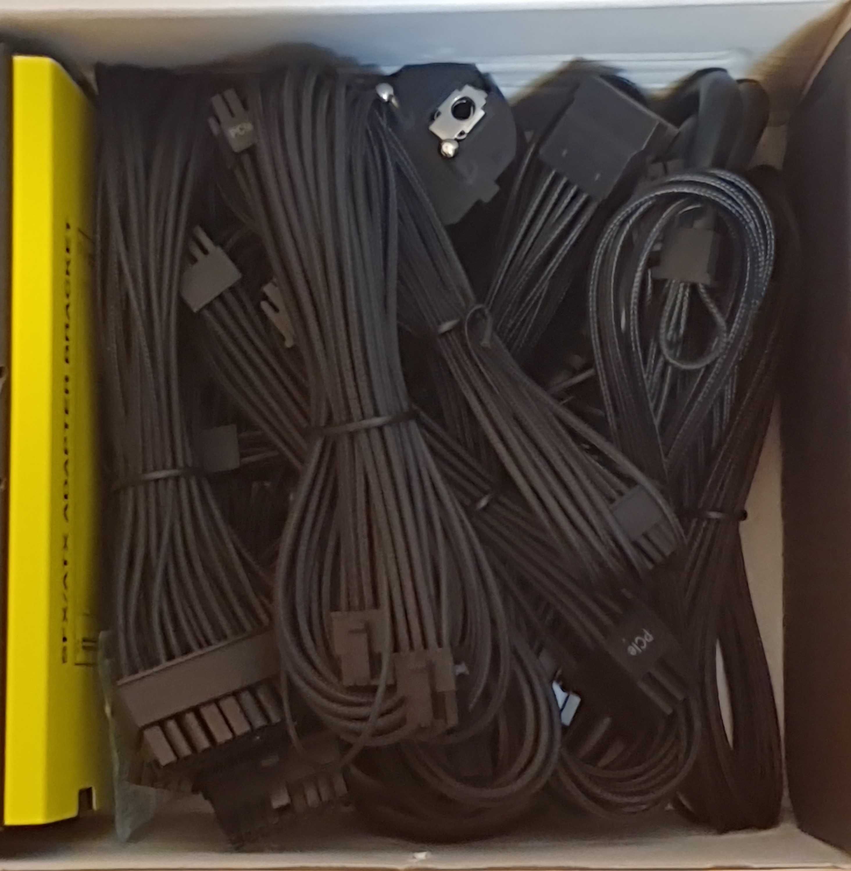 Sursa Corsair SF1000L 80 PLUS Gold in Garantie