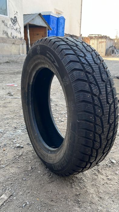 Шины 195/65/15 новый балоны салоннан  шыккан