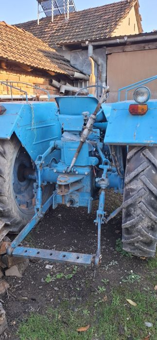 Vând tractor Fordson Major