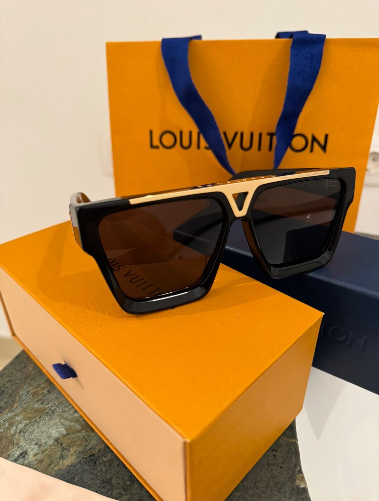 Ochelari de soare originali Louis Vuitton LV Evidence noi