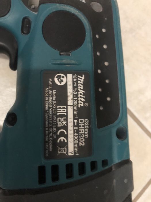 Makita rotopercutanta Makita DHR 202