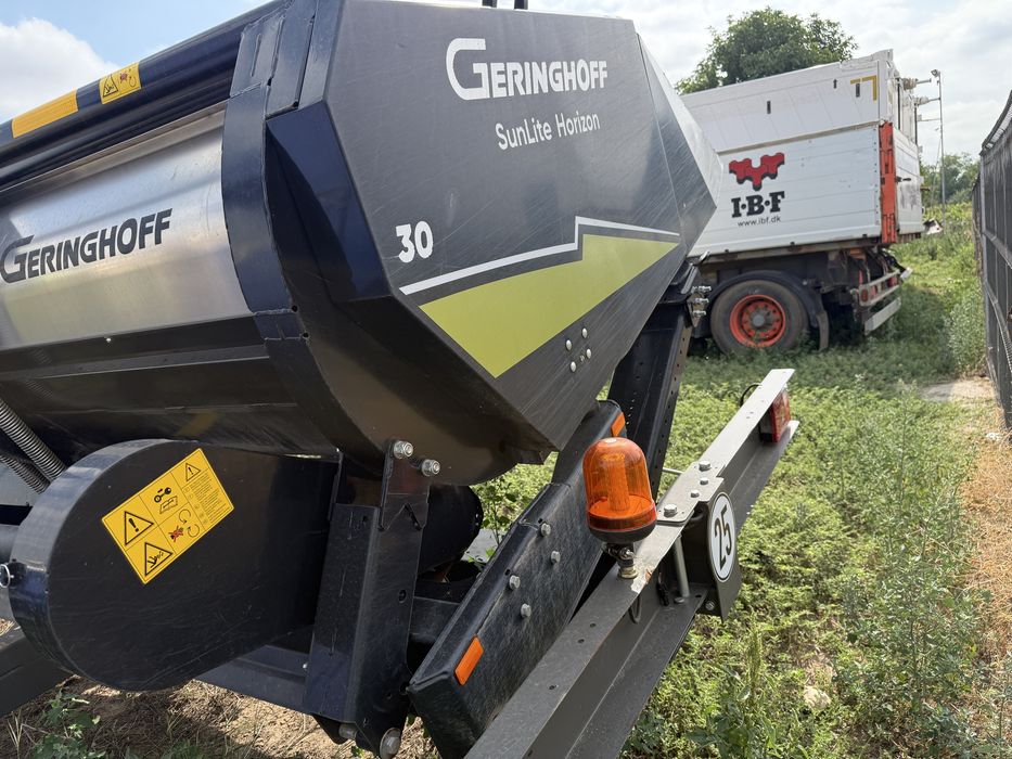 Echipament recoltat floarea-soarelui Geringhoff SunLite Horizon 30
