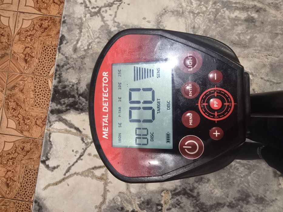 Detector de metale