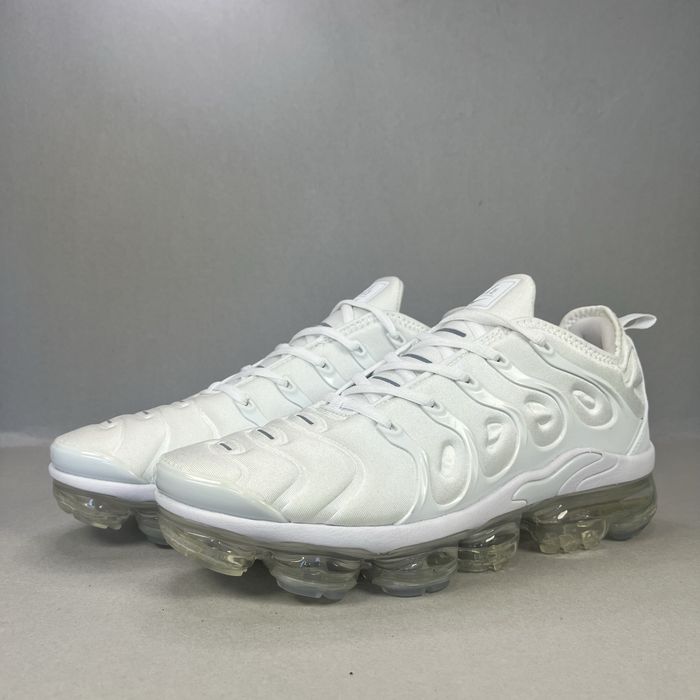 Nike Vapormax Plus White! НОВИ!