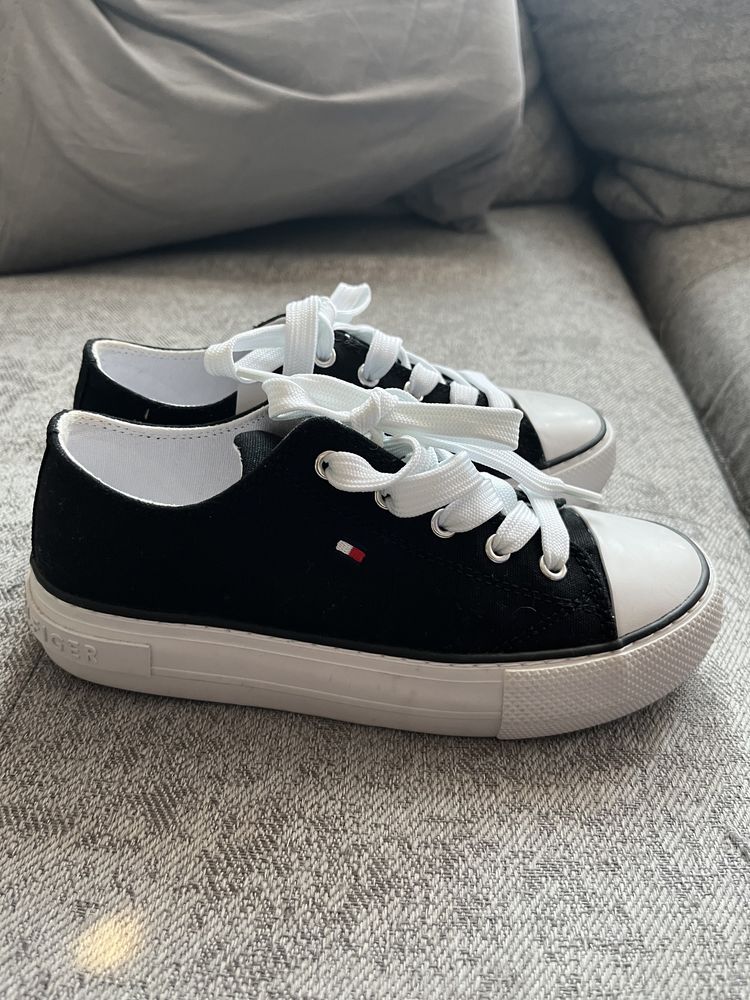 Детски кецове Tommy Hilfiger, 32
