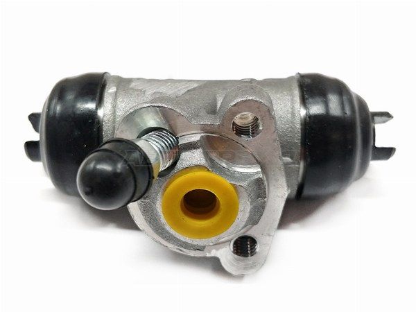 Цилиндр тормозной рабочий Toyota Caldina