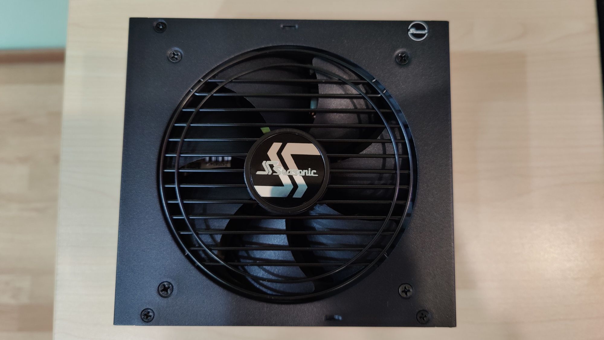 Блок питания ATX 750W Seasonic Focus GX-750