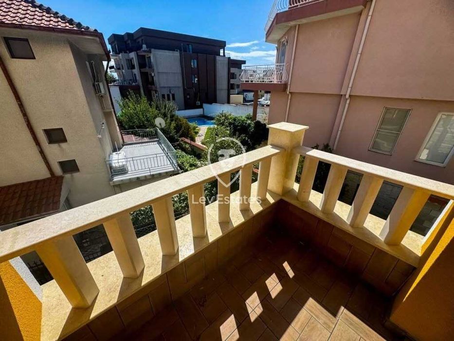 Продава се Двустаен апартамент в Бургас, Сарафово - 66 кв.м за 1955 €/кв.м - Снимка #6