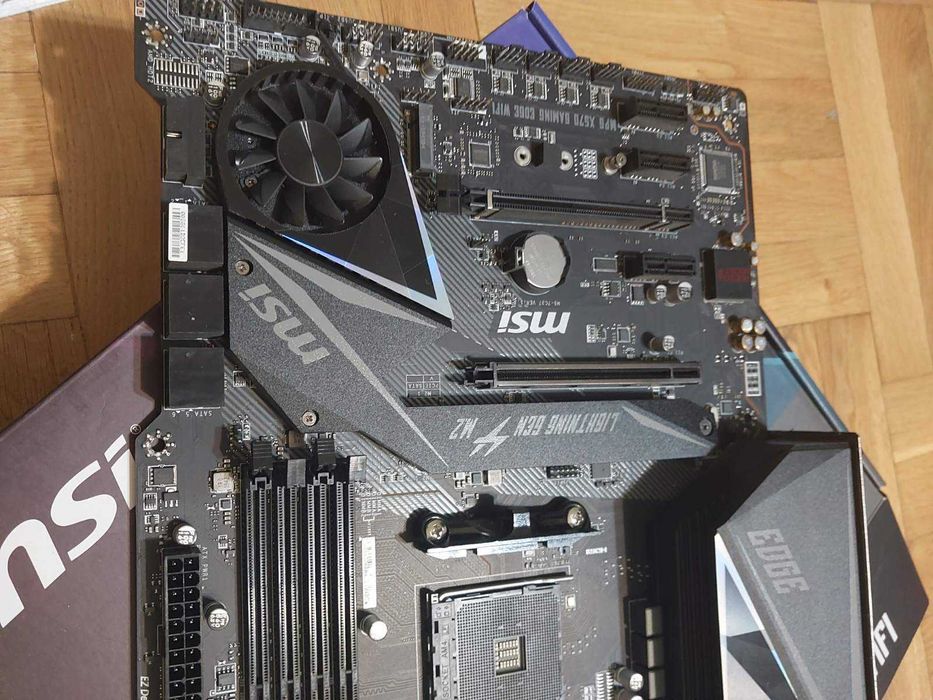 AMD Ryzen 9 5900X + MSI X570 Gaming Edge Wi-Fi