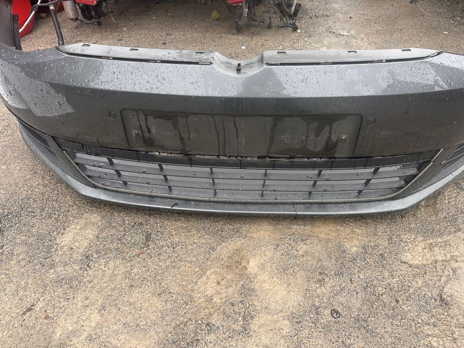 Предна броня фв шаран 2013 година / vw sharan