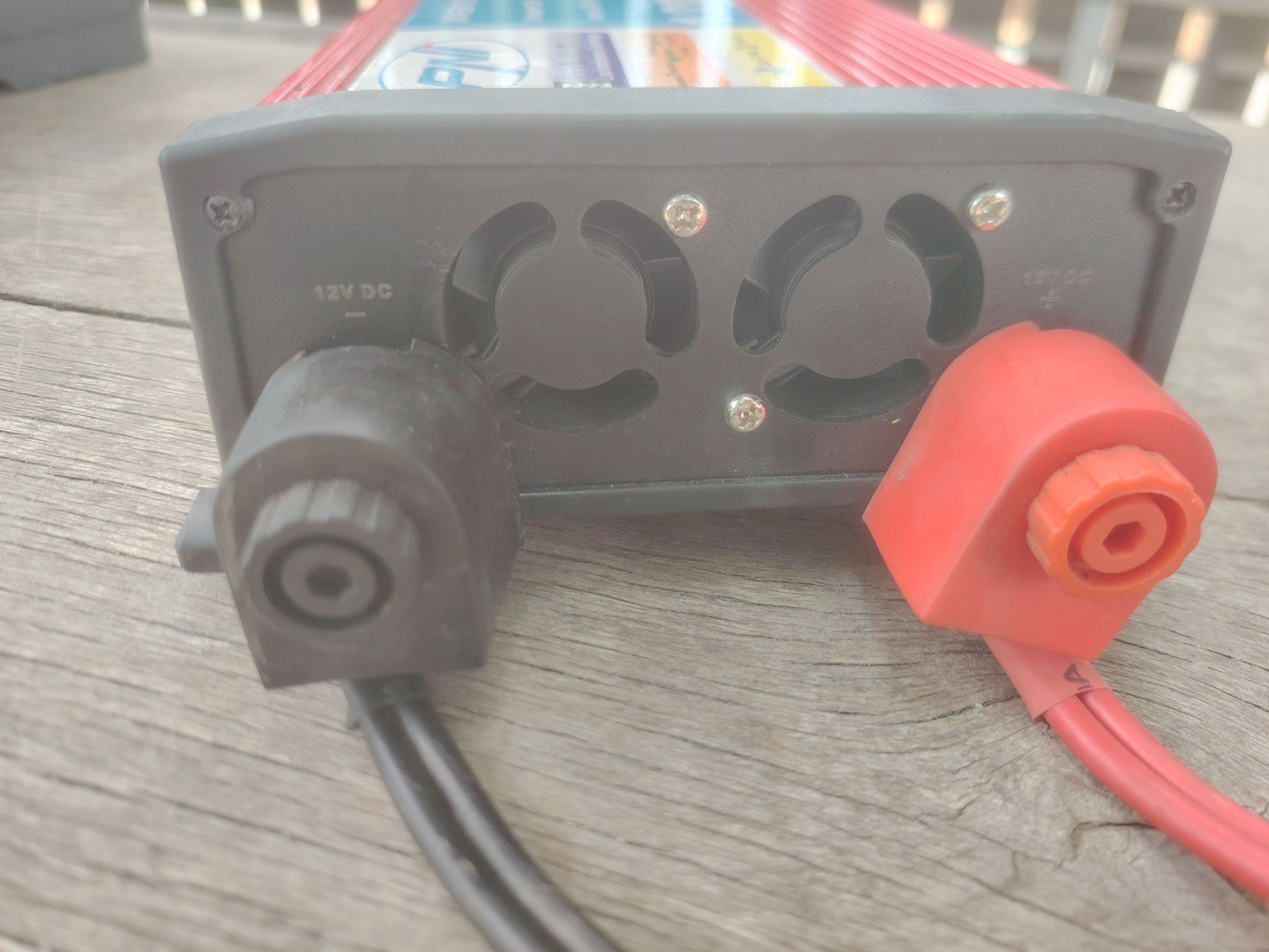 Invertor Auto 12V 1200W