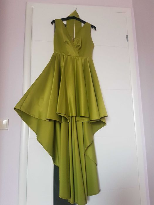 Vand rochie de ocazie