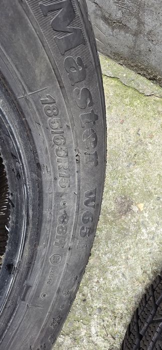 Гуми 2бр 185/65/15 - 1бр  - 50лв