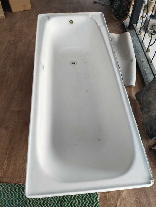 Ванна чугунная, бу, размер стандарт,