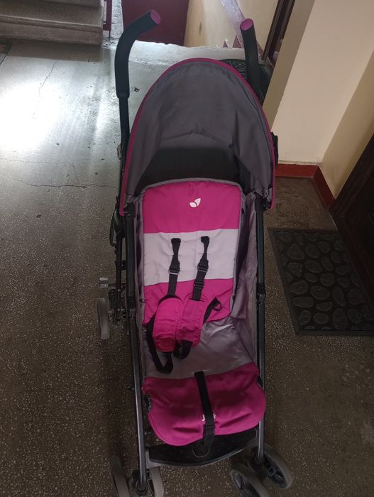 Cărucior sport Joie