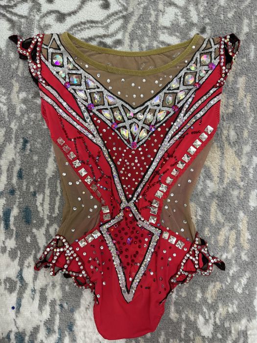 Купальник для художественной гимнастике