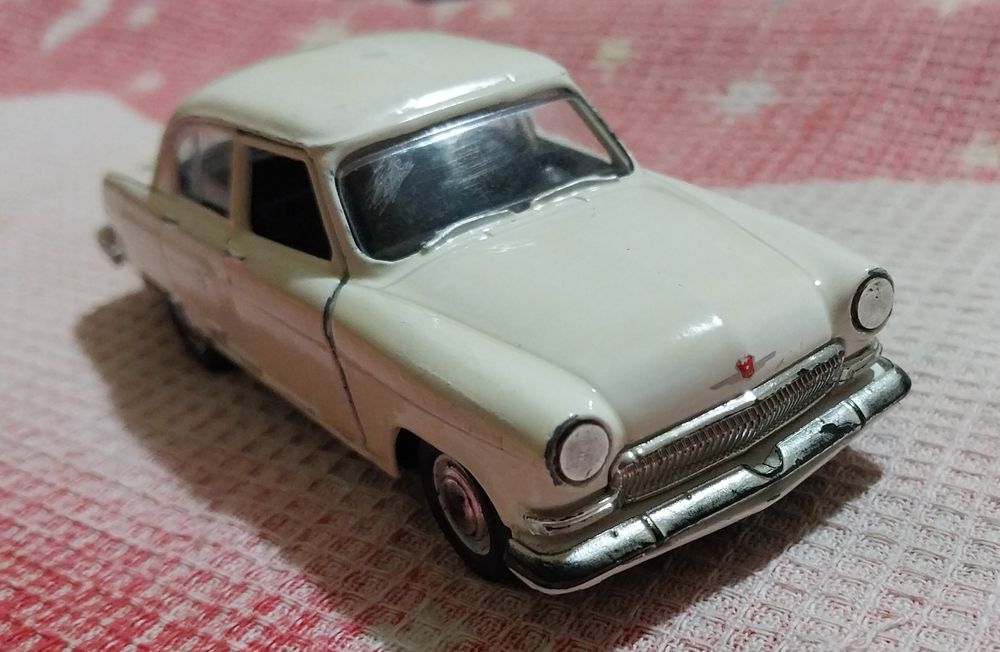 Волга ГАЗ 21.Масштаб 1/43.Avtotime.