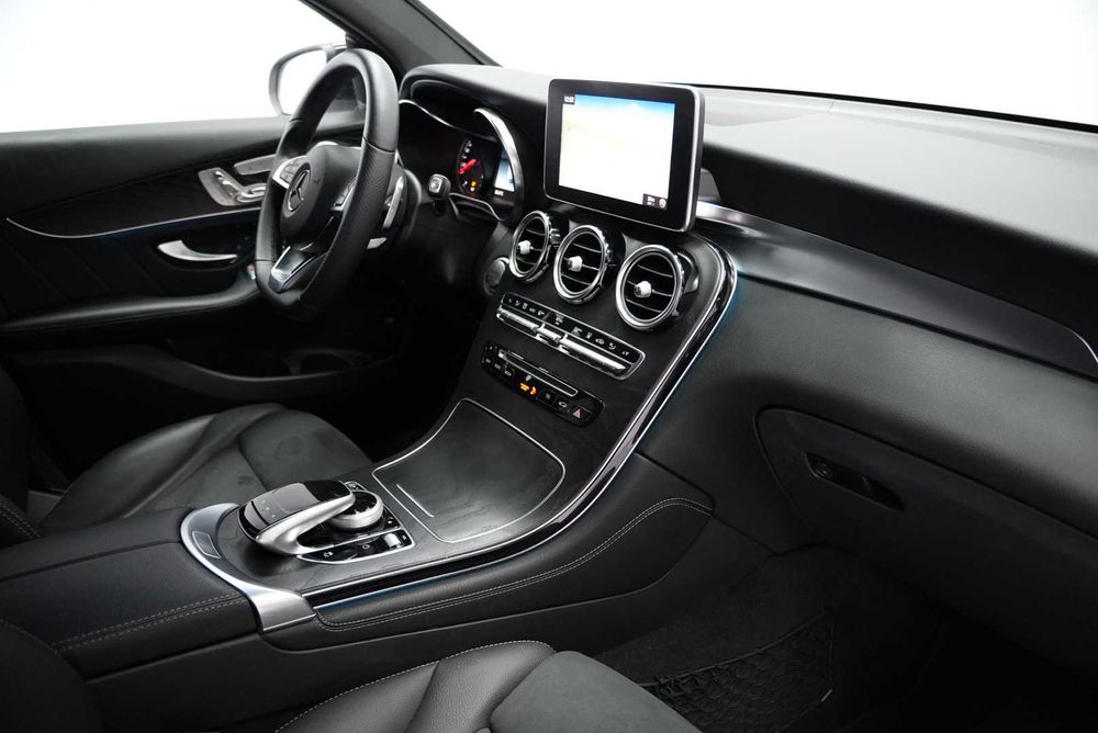 Mercedes-Benz GLC Coupe 300 4MATIC Posibilitate Leasing